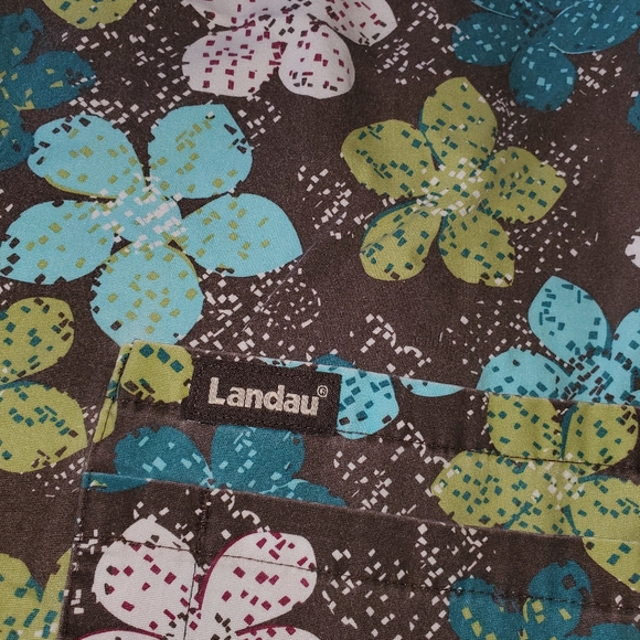 Scrub jacket - Picture 1 of 3